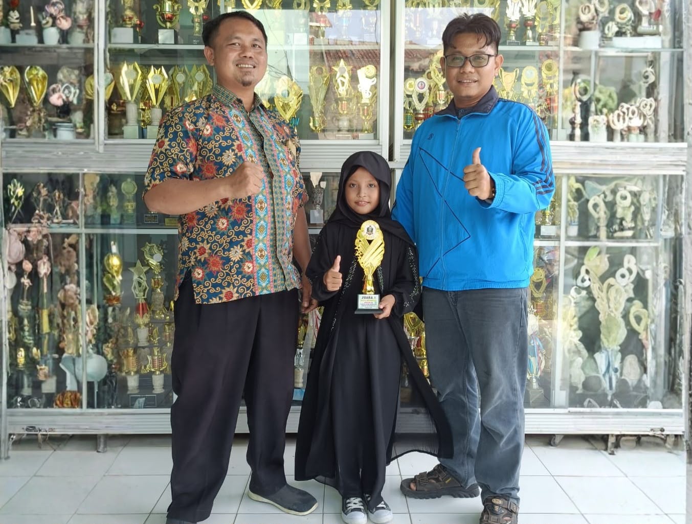 Azkayra Sabet Juara 1 Pidato Bahasa Indonesia Porseni Madrasah Tingkat Kota Banjar