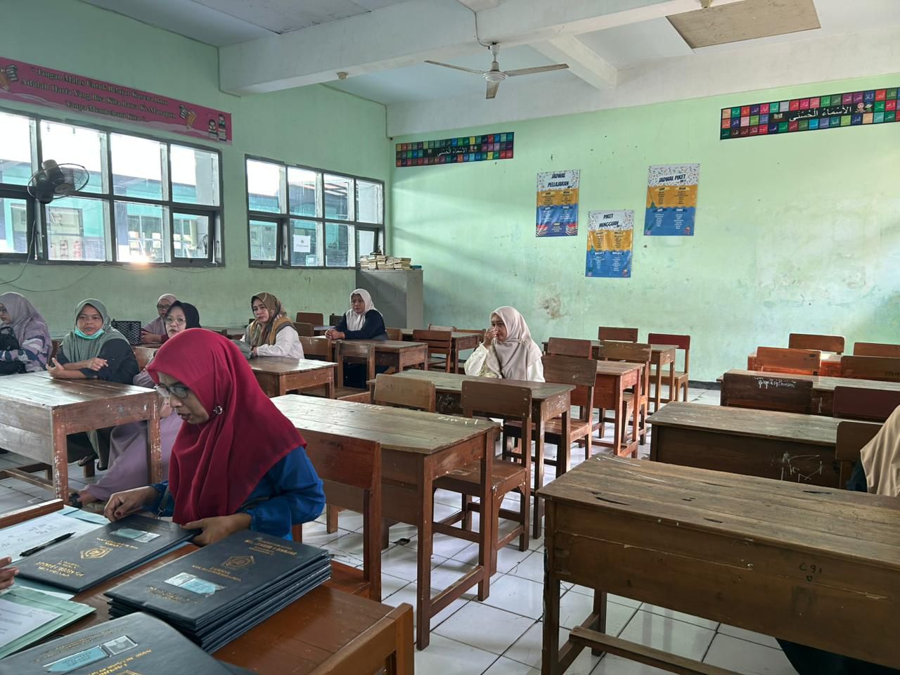 Pembagian Rapor MTs Negeri 1 Kota Banjar: Sinergi Prestasi dan Transformasi Pendidikan di Era Digital